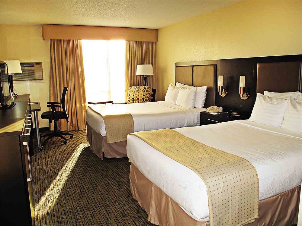Holiday Inn Miami International Airport By Ihg Miami Springs Bagian luar foto