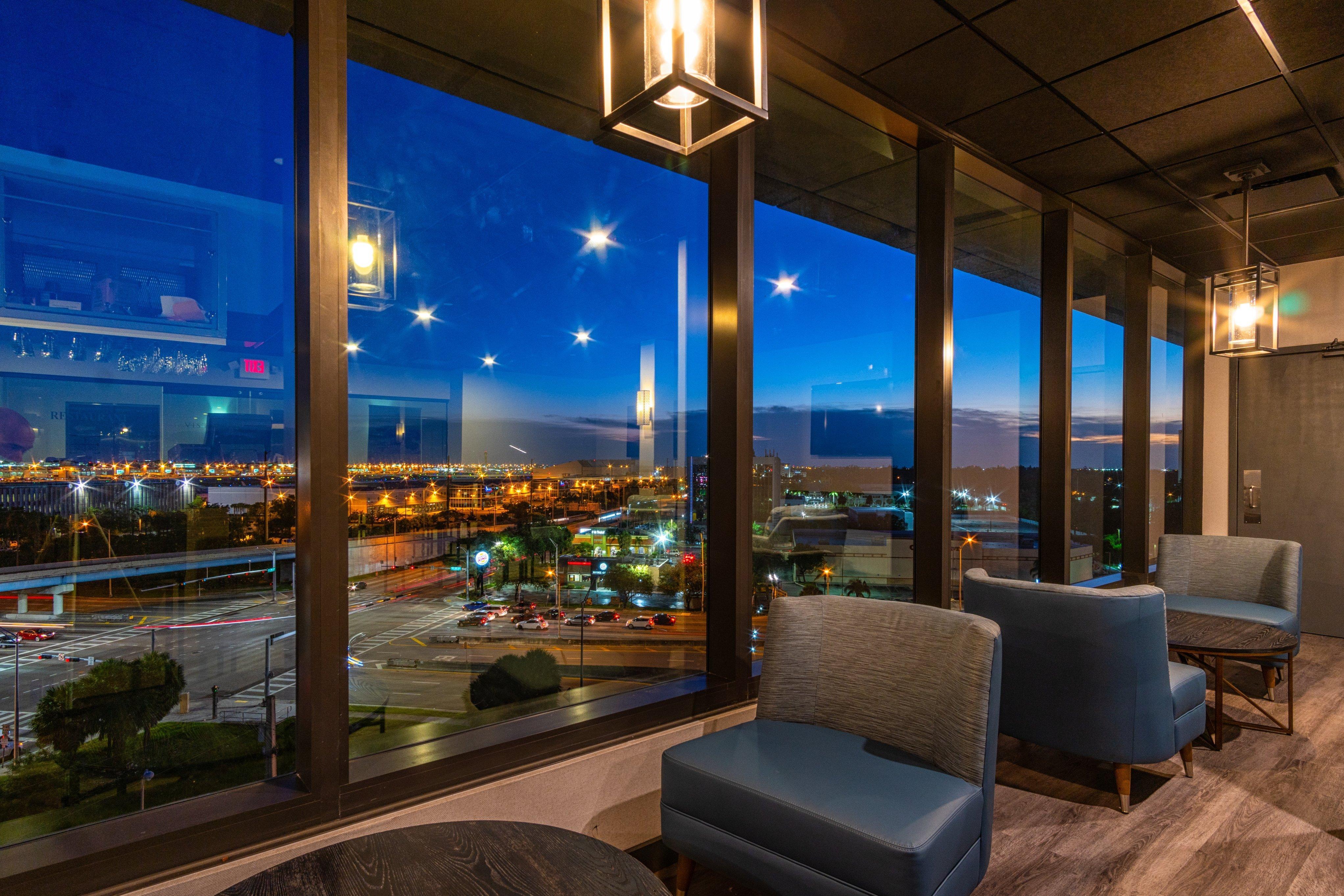 Holiday Inn Miami International Airport By Ihg Miami Springs Bagian luar foto