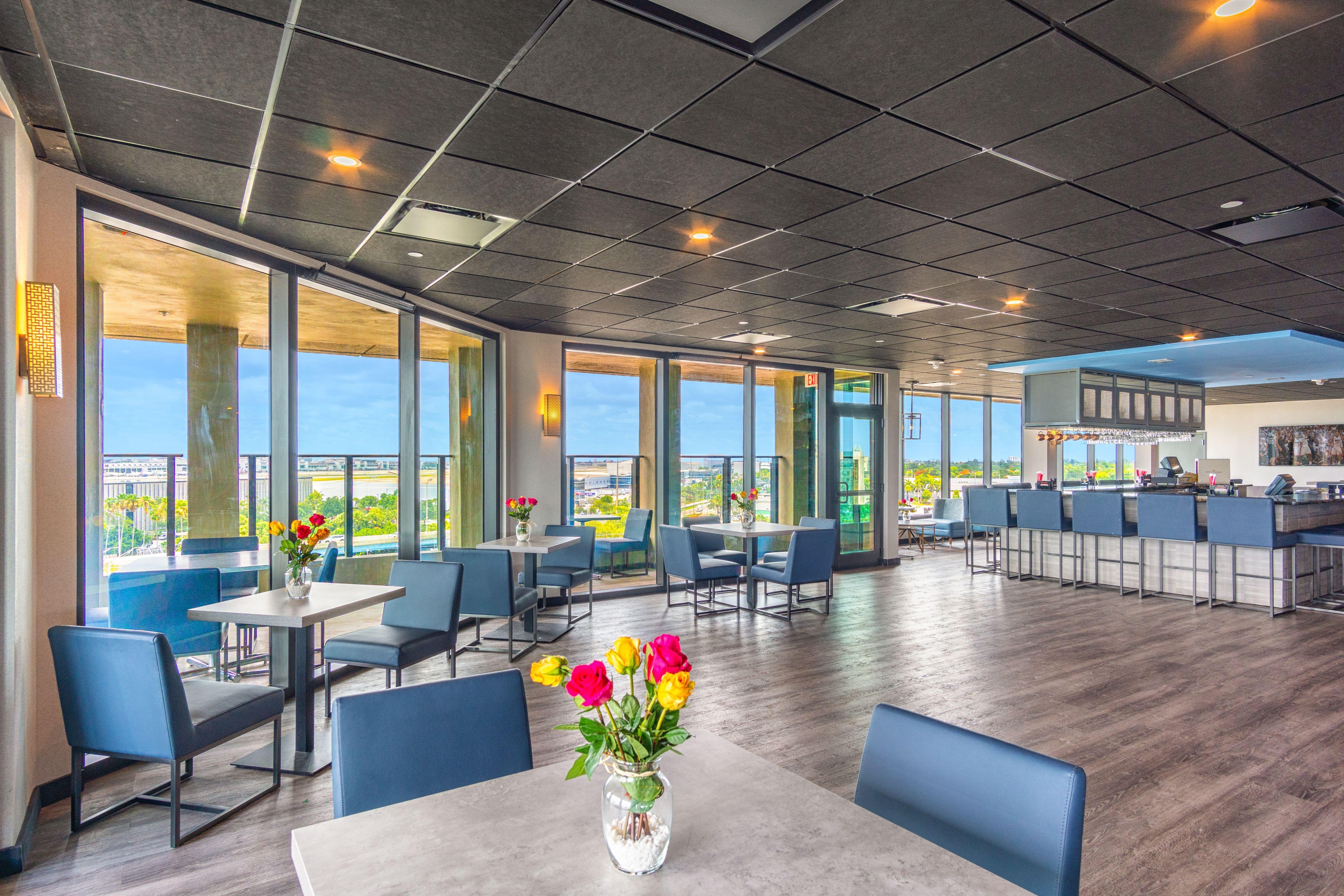 Holiday Inn Miami International Airport By Ihg Miami Springs Bagian luar foto