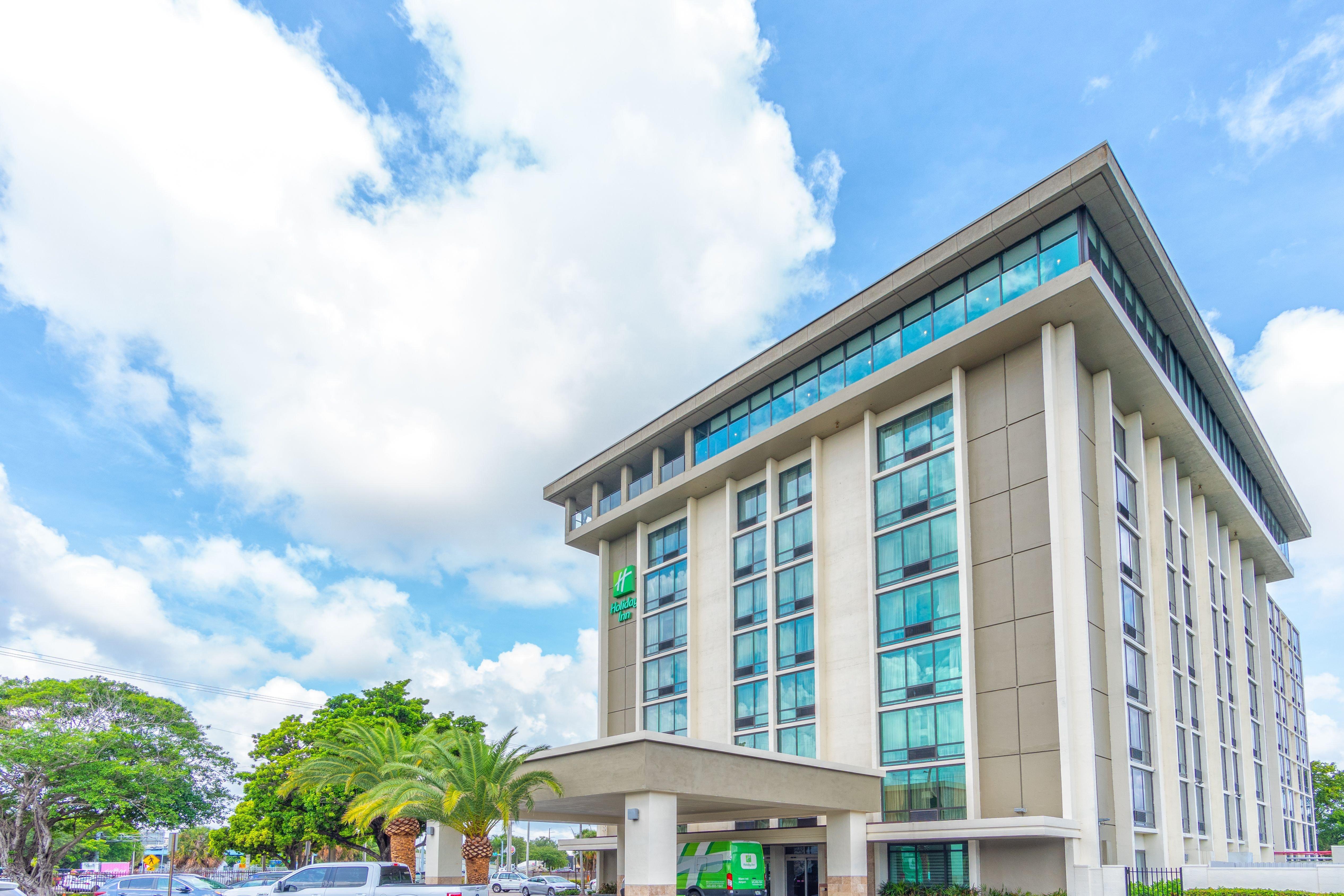 Holiday Inn Miami International Airport By Ihg Miami Springs Bagian luar foto