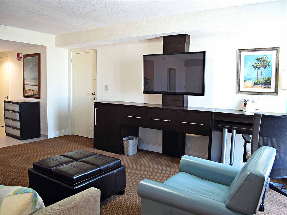 Holiday Inn Miami International Airport By Ihg Miami Springs Bagian luar foto