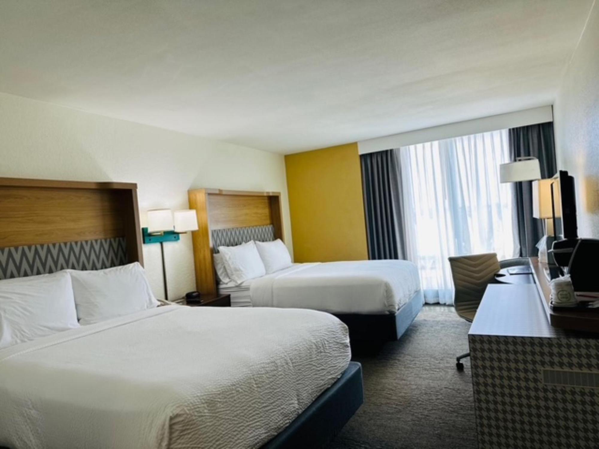 Holiday Inn Miami International Airport By Ihg Miami Springs Bagian luar foto